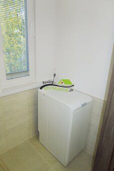 Ponúkame Vám na PRENÁJOM krásny slnečný 2-izbový byt s balkó