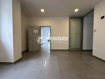 Typ: Kancelárske priestory Ulica: SNP Obec: Nová Dubnica
Pon
