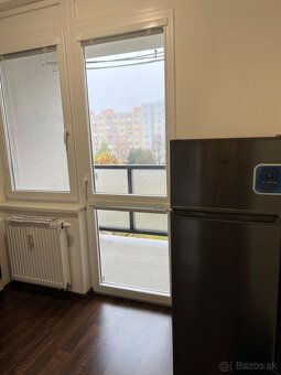 Ponúkam do nájmu jednoizbový byt s logiou na ul. Titogradská