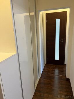 Ponúkam do nájmu jednoizbový byt s logiou na ul. Titogradská