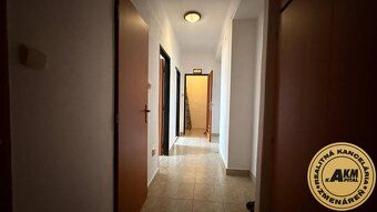 3 izbový tehlový byt, balkón, výťah Zvolen širšie centrum na
