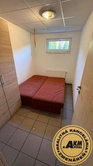 Exkluzívne ponúkame na predaj samostatne stojaci, ohradený o