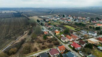 Realitná kancelária Byvo Vám ponúka exkluzívne pozemok na vý