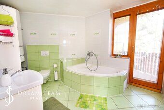 DREAM TEAM ponúka na predaj zabehnutý Apartmánový Dvojdom - 