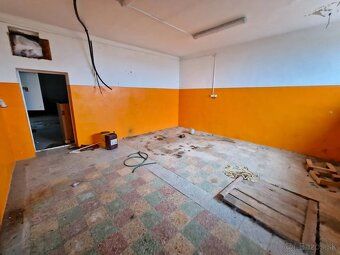 Spoločnosť Slovak Estate s.r.o. ponúka na predaj priemyselnú
