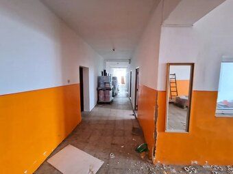 Spoločnosť Slovak Estate s.r.o. ponúka na predaj priemyselnú