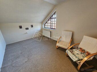 Rodinný dom - časť dvoj-domu 404 m2 s pozemkom 1002 m2, kúpo