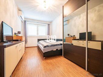 B10 Vám ponúka na predaj 4 izbový rodinný dom v radovej zást