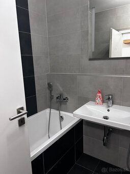 Nový 2-izbový byt s balkónom pri jazere – komplet zariadený,