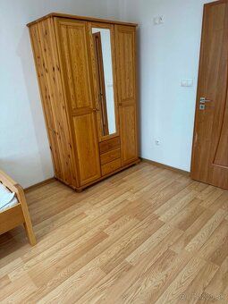 Ponúkam na prenájom 3 izbový byt priamo v centre mesta Ružom