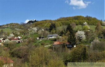 Predávame romantické miesto na bývanie alebo chalupárčenie v