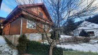 Vo výhradnom zastúpení ponúkame na predaj drevenicu v chalup