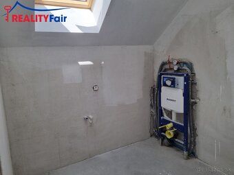 Ponúkame na predaj 2i apartmán v apartmánovom dome v lokalit