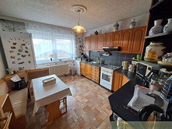 Ponúkame na predaj priestranný 6-izbový rodinný dom s úžitko