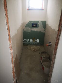 Typ: Rodinný dom Ulica: žiharec Obec: Žihárec
 
!!! ZNÍŽENÁ 