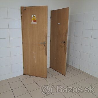 Exkluzívne ponúkame na predaj rozostavaný rodinný dom a  hos