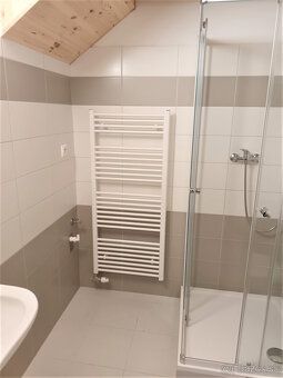 Ponúkame Vám na prenájom 2KK izbový byt Žilina, Bytčická. Pl