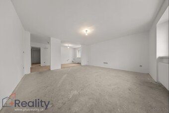 Realitná kancelária PLUS REALITY Vám ponúka na predaj priest