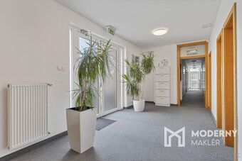 Typ: Hotel - penzión Ulica: - Obec: Blahová
 Moderný maklér 