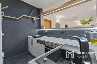 Typ: Hotel - penzión Ulica: - Obec: Blahová
 Moderný maklér 