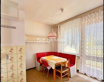 XEMAR (xemar1@xemar.sk alebo 0907/483 256) ponúka na predaj 
