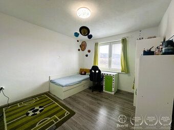 Typ: 4-izbový byt Obec: Lutila
Realitná kancelária LOYALTERS