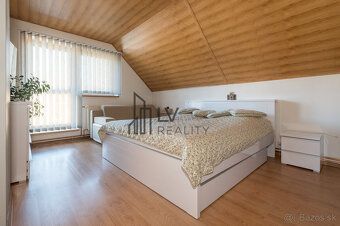 Typ: Rodinný dom Ulica: Petzvalova Obec: Spišská Belá
Ponúka