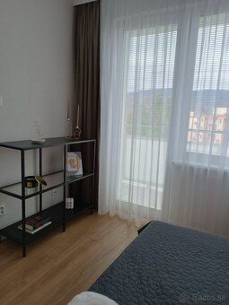 Ponúkame na prenájom krásny 1 izbový byt po kompletnej nadšt