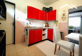 Reality NOVOHRAD Vám ponúka na predaj ½ dvojpodlažného rodin