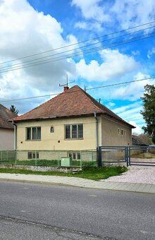 🏠 CHCETE BÝVAŤ VO VLASTNOM? TENTO DOM ČAKÁ NA VAŠE NÁPADY! M