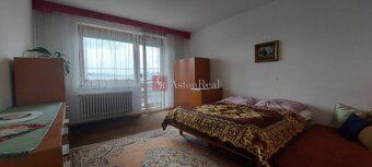 AstonReal ponúka na predaj 5 izbový, 2 podlažný, podpivničen