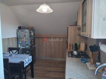 EXKLUZÍNE AstonReal ponúka na predaj čiastočne prerobený a z