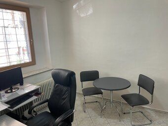 Ponúkame na prenájom obchodno skladové priestory s celkovou 