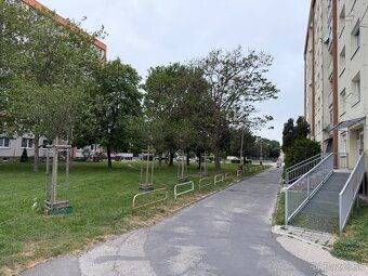 Ponúkame na prenájom útulný a kompletne zariadený 1-izbový b