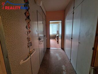 Ponúkame na predaj priestranný 2i byt v obľúbenej lokalite n