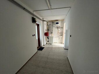 Ponúkam na prenájom obchodné priestory resp. reštauračné pri