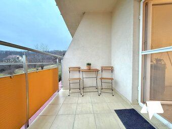 Exkluzívne ponúkame na predaj kompletne zariadený apartmán o