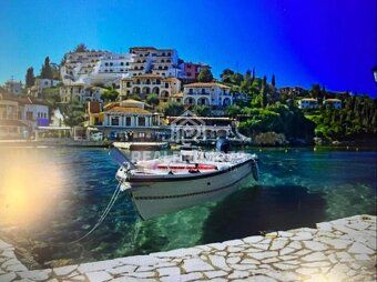 Ponúkame Vám na predaj vilu v Grécku - časť EPIRUS /mesto Si