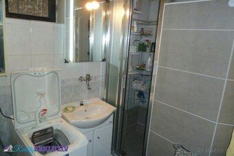 Ponúkame Vám na predaj rodinný dom v priamom centre mesta Lu