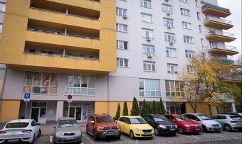 Ponúkame Vám na predaj zariadenú garsónku s rozlohou 31 m2 n