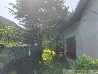 Rekreačná chalupa na nezvyčajnom mieste. Nachádza sa asi 3km