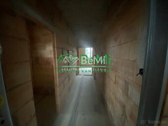 Typ: Rodinný dom Ulica: chalupkova Obec: Malý Lapáš
447-12-M