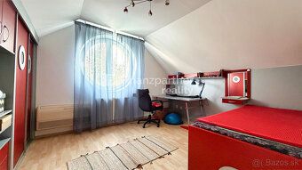 F459-114-MATa
Na predaj priestranný 4 izbový byt v meste Nit