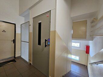 🏡 Na predaj | 3-izbový byt s tromi balkónmi – Nová Dubnica, 
