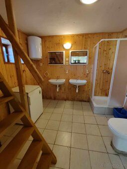 🏡 Na predaj krásna chalupa / rodinný dom – Vysoká, okres Ban