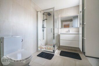 AM LIVING realitná kancelária ponúka na predaj kompletne zre