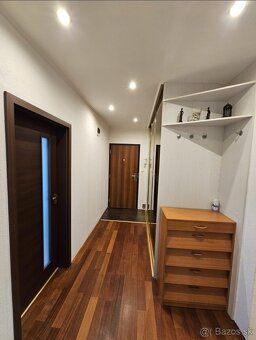 Prenajmem veľký, moderne zrekonštruovaný 3-izbový byt o výme