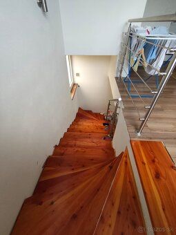 V exkluzívnom zastúpení ponúkame na predaj moderne prerobený