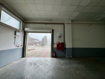 Ponúkame Vám na predaj murovanú halu -skład o výmere 441 m2 