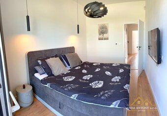 Ponúkame vám na predaj modernú novostavbu rekreačnej vily na